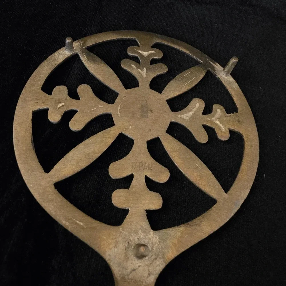 Vintage Ornate Brass‎ Trivets, Set of 3. 1 Snowflake 2 Egyptian Leaves